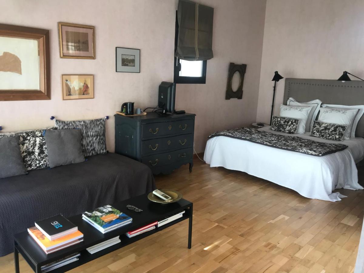 Les De L'abbaye Bed & Breakfast