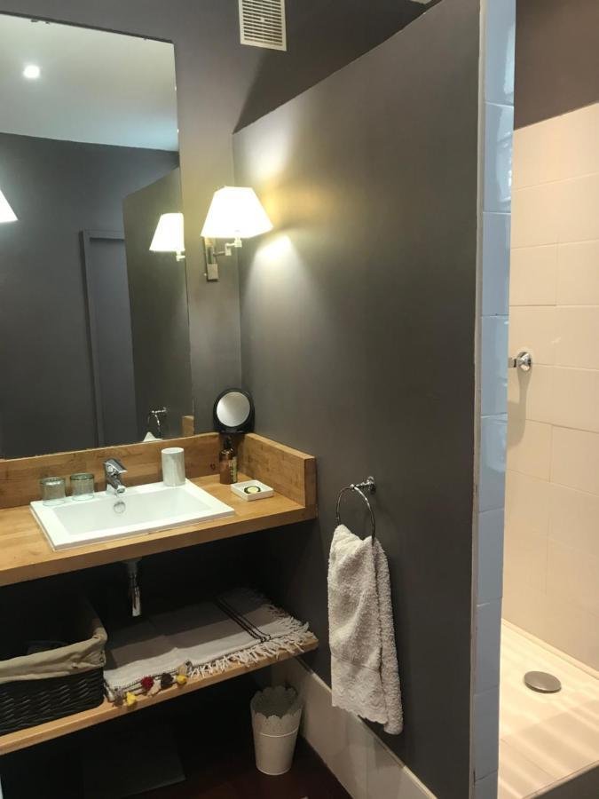 Les Chambres De L'abbaye Bed & Breakfast 3*