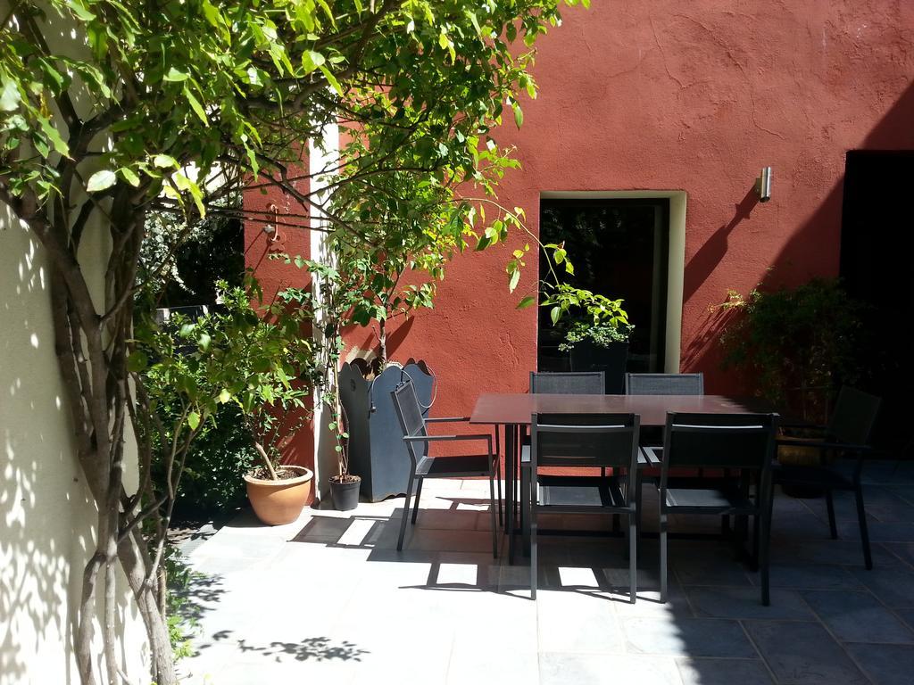Les De L'abbaye Bed & Breakfast